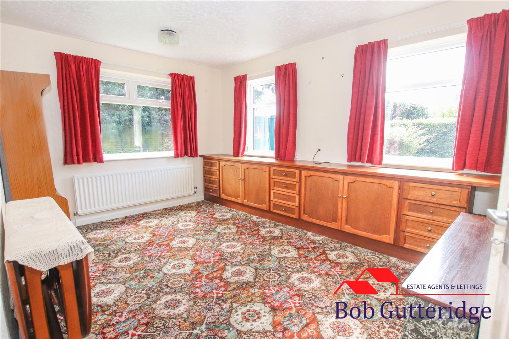 GARDEN ROOM